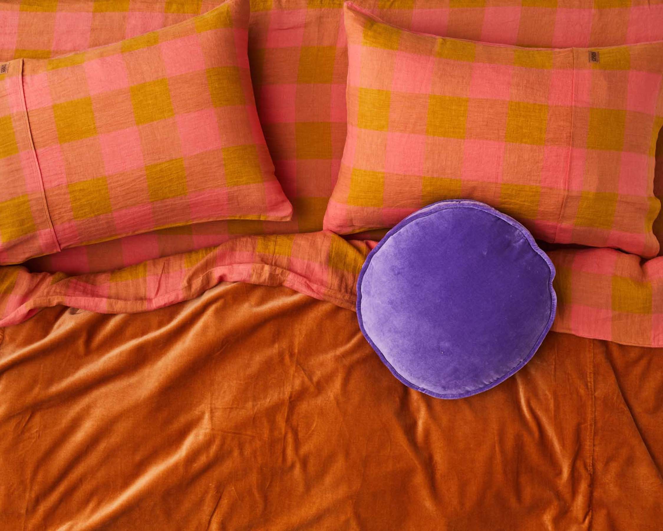 Toasted Marshmallow Linen Pillowcases - Image 8