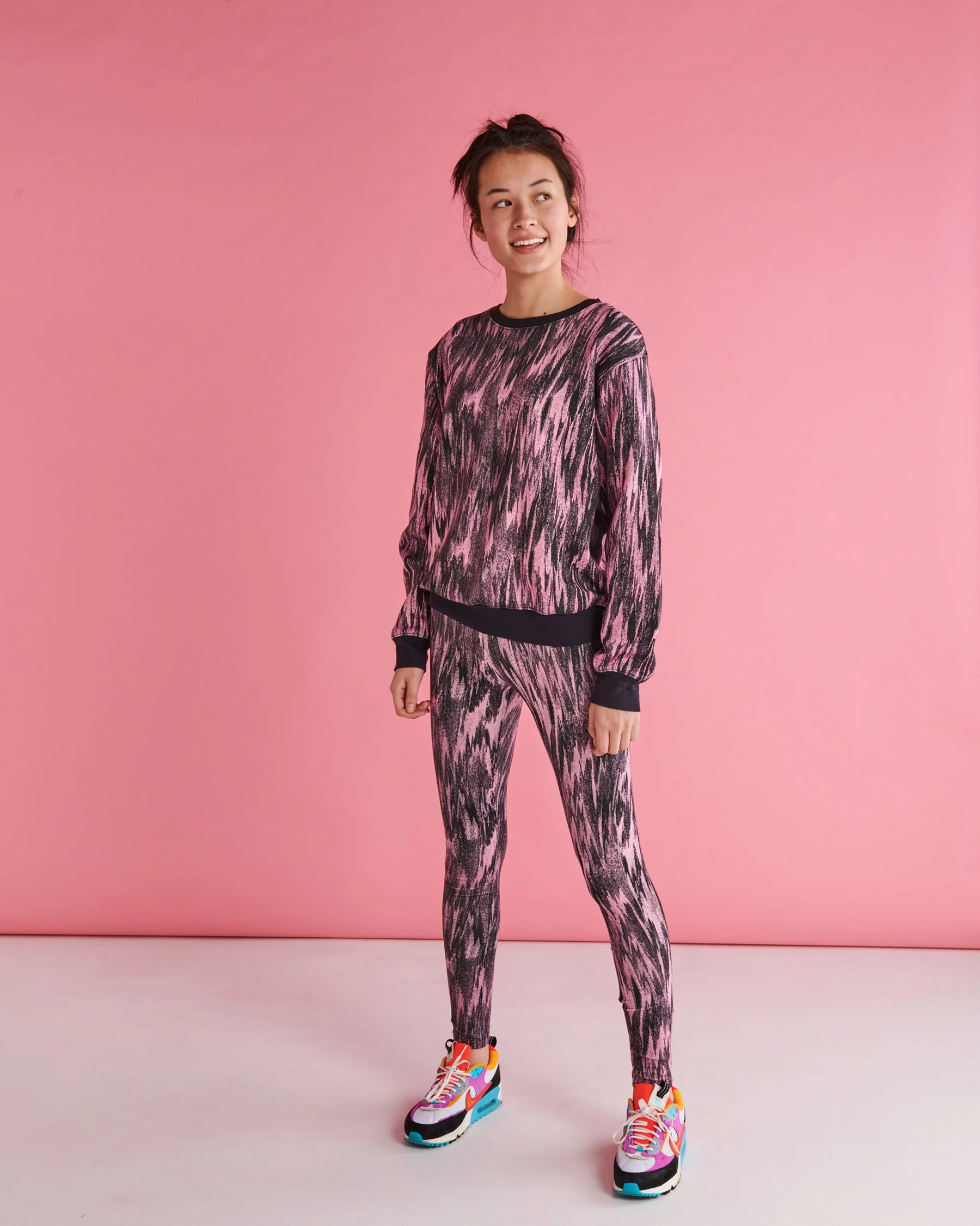 Wamikata Walka Tali Adult Organic Cotton Leggings - Image 4